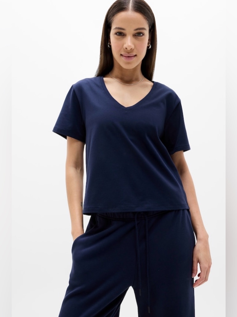 Nwt-Athleta Navy Essential V-Neck Tee, Size 1x